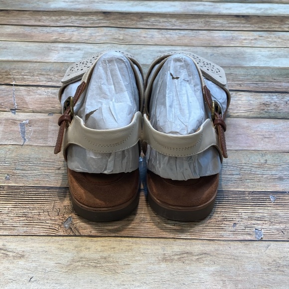 Cobb Hill Zion 2 Piece Sandal NWT - Picture 4 of 6